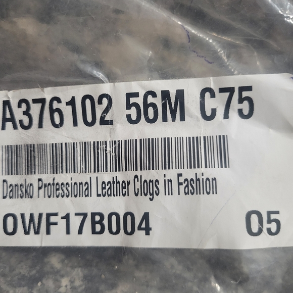 Dansko Clogs - Poppy Pattern - Picture 5 of 5